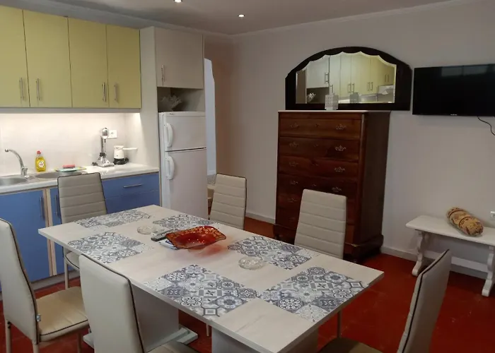 Menegis Apartment